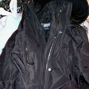 Kenneth Cole Light Jacket